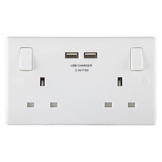 BG Nexus Switched Socket With 2 USB Chargers White 3.1A
