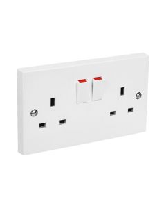 Switched Socket White 2 Gang 13A